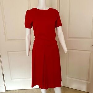 Max Mara Weekend Red Dress Short Sleeve Size Medium Viscose Knee Length